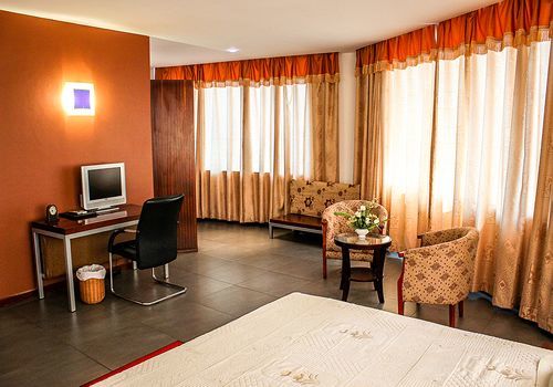 Maxlot Hotel Accra Buitenkant foto