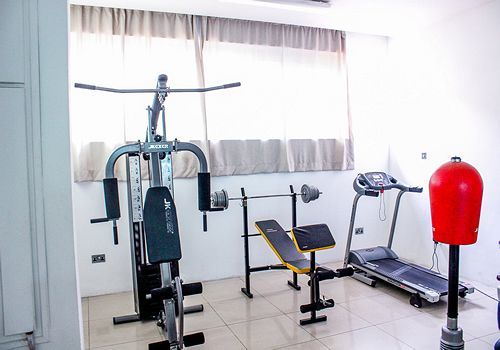Maxlot Hotel Accra Buitenkant foto